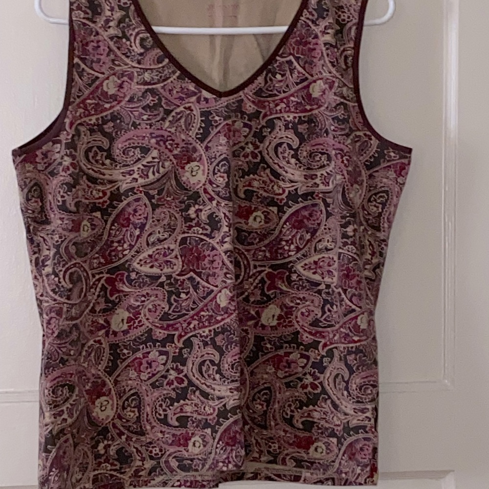 Sleeveless top